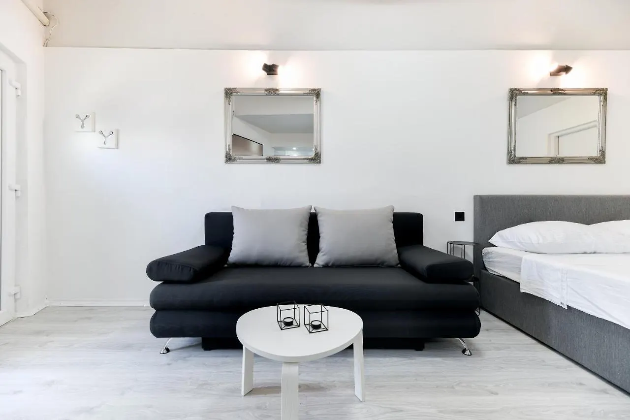 Apartment Lusy Lo Zadar 0*,